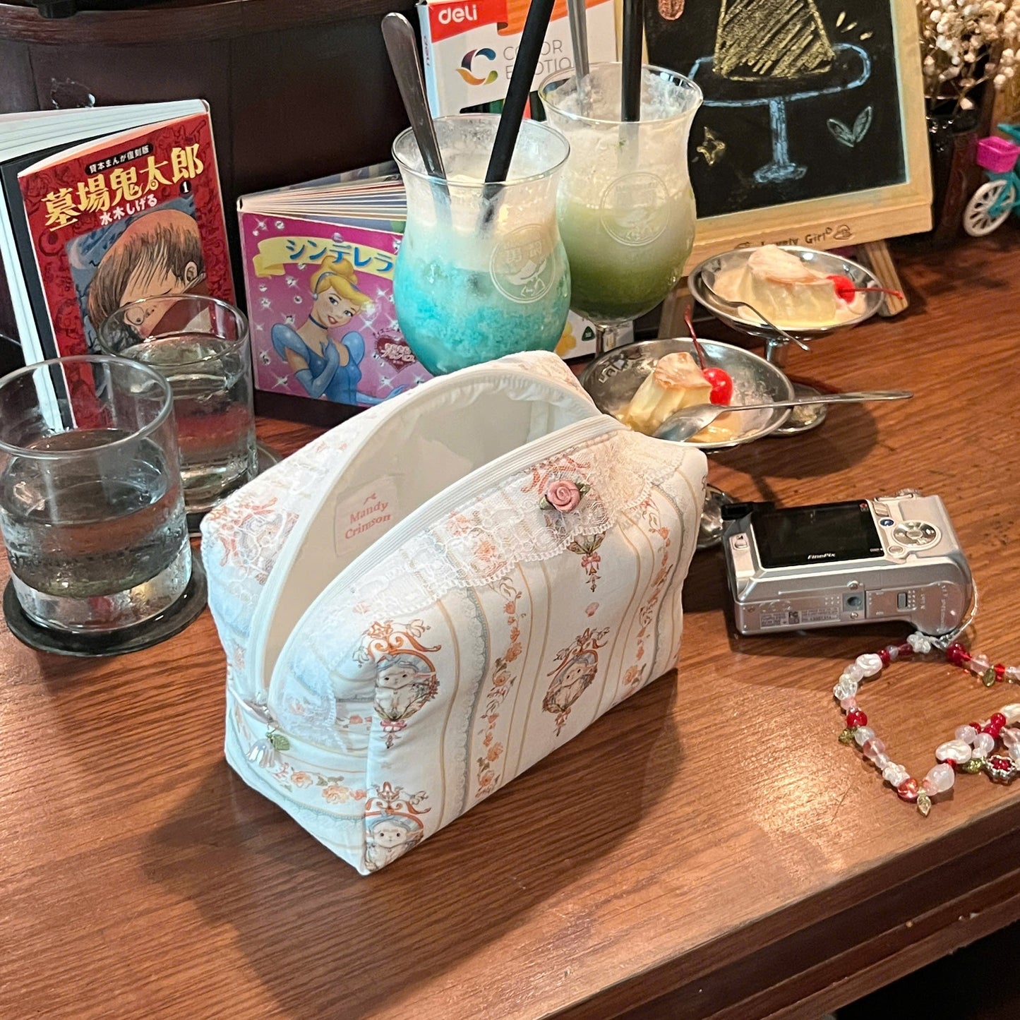 Dolly pouch