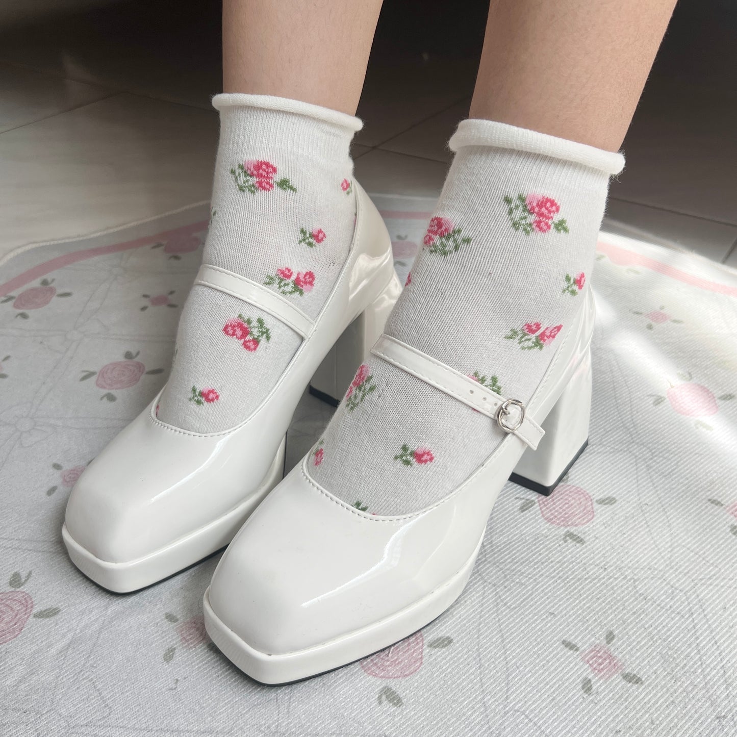 Socks (floral& heart)