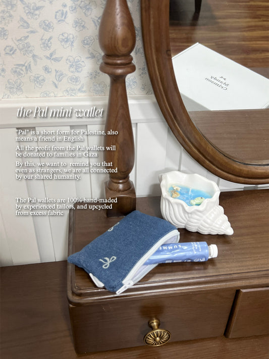 the Pal mini wallet