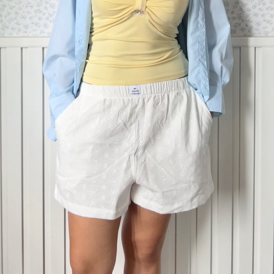 Broderie shorts