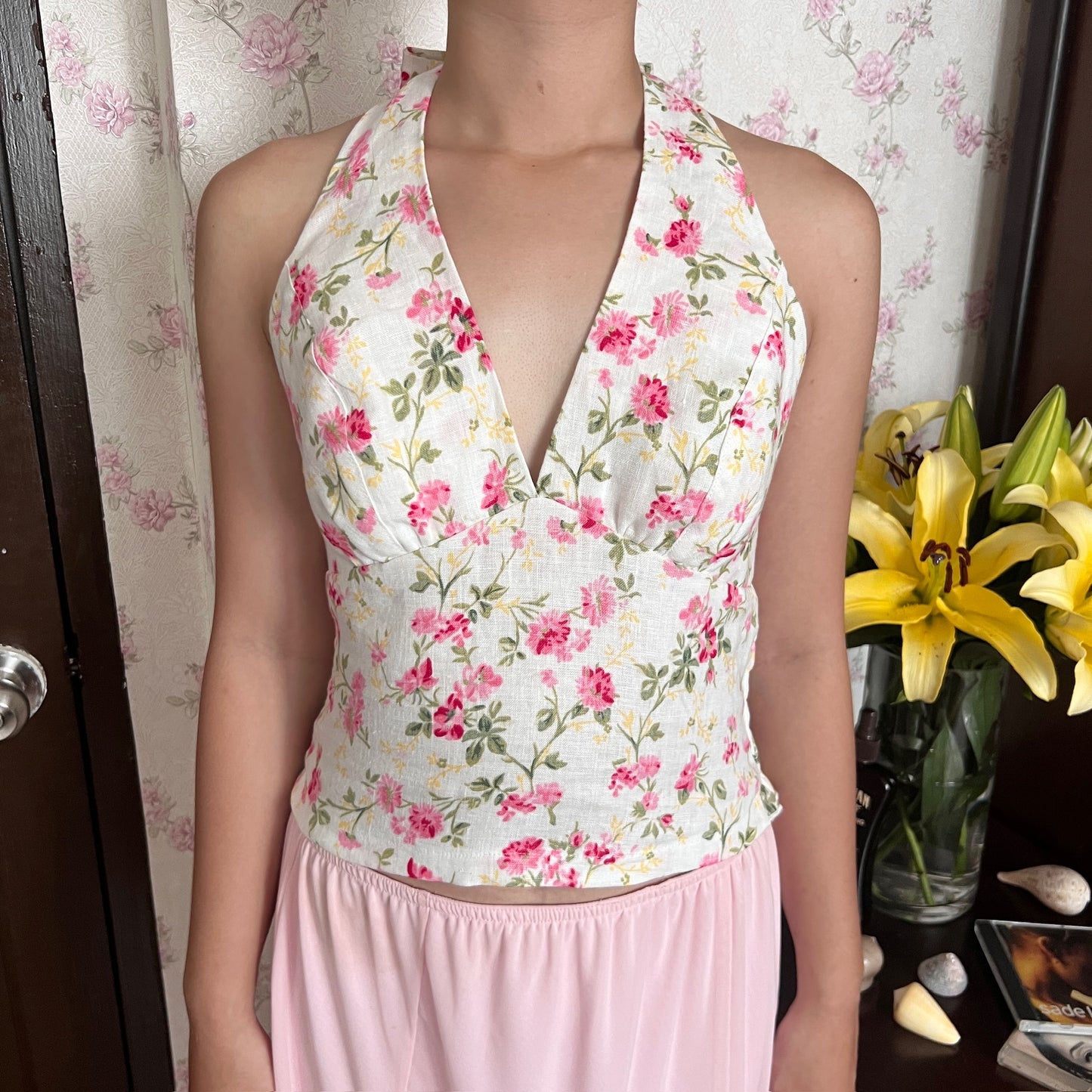 Gardenia halter top