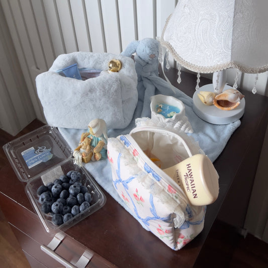 Pouch (fluffy & whimsy)